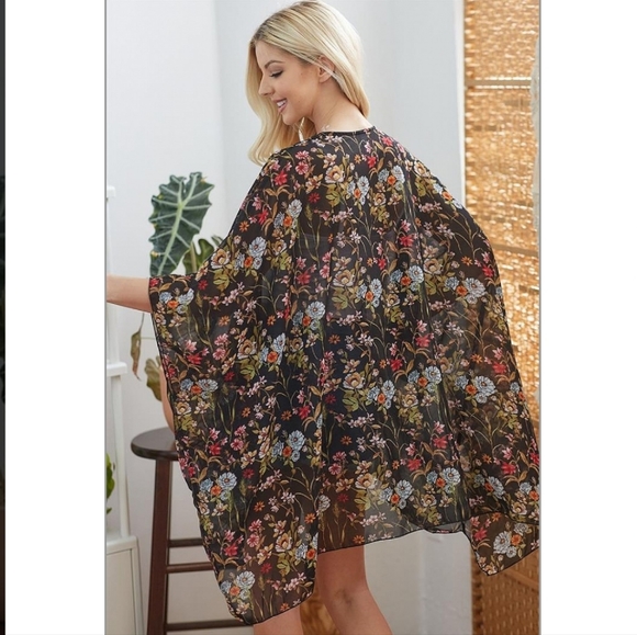 Wildflower Floral Kimono - Picture 2 of 4